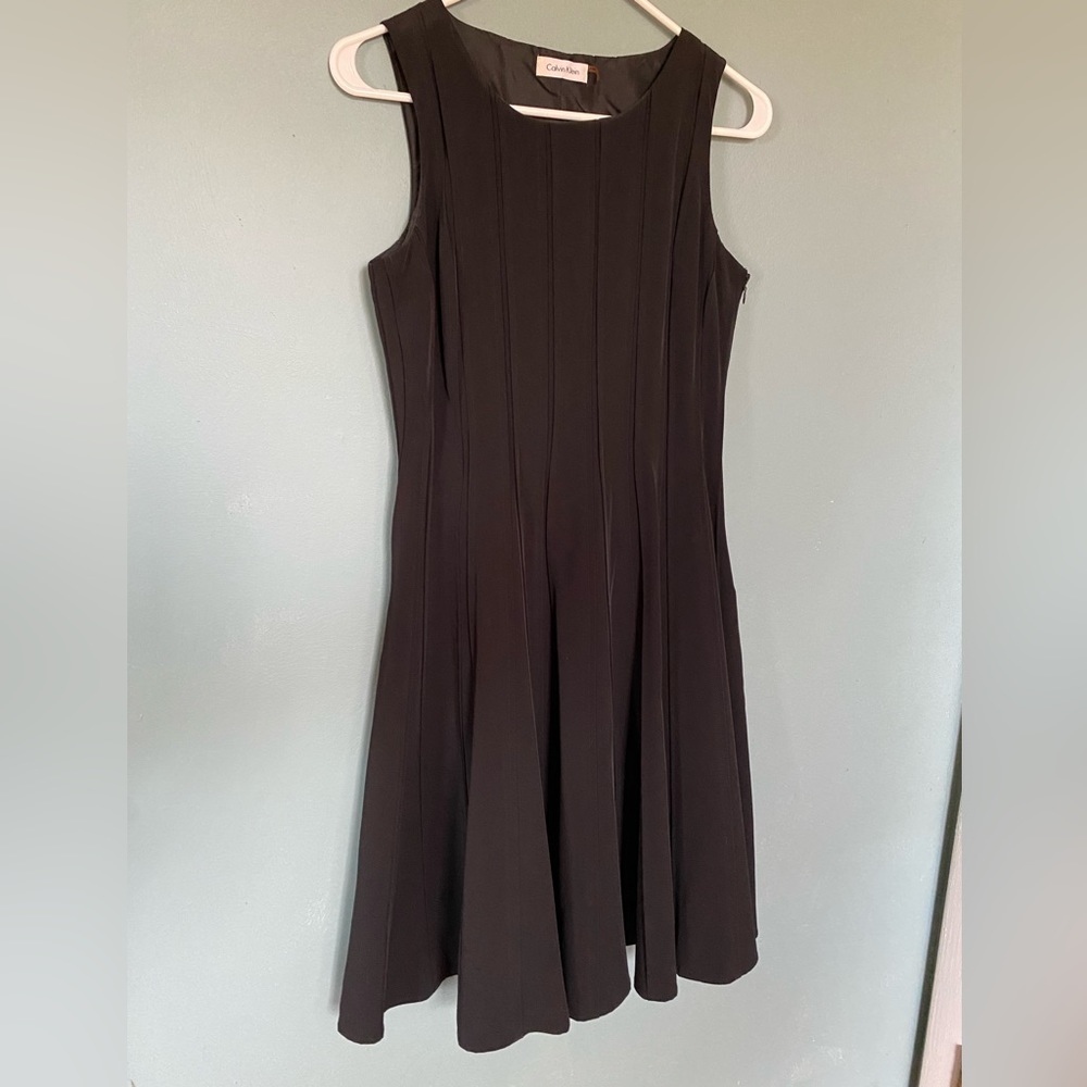 Calvin Klein Style CD9E1961 Fully Pleated Flare Skirt Cocktail Dress Size 12
